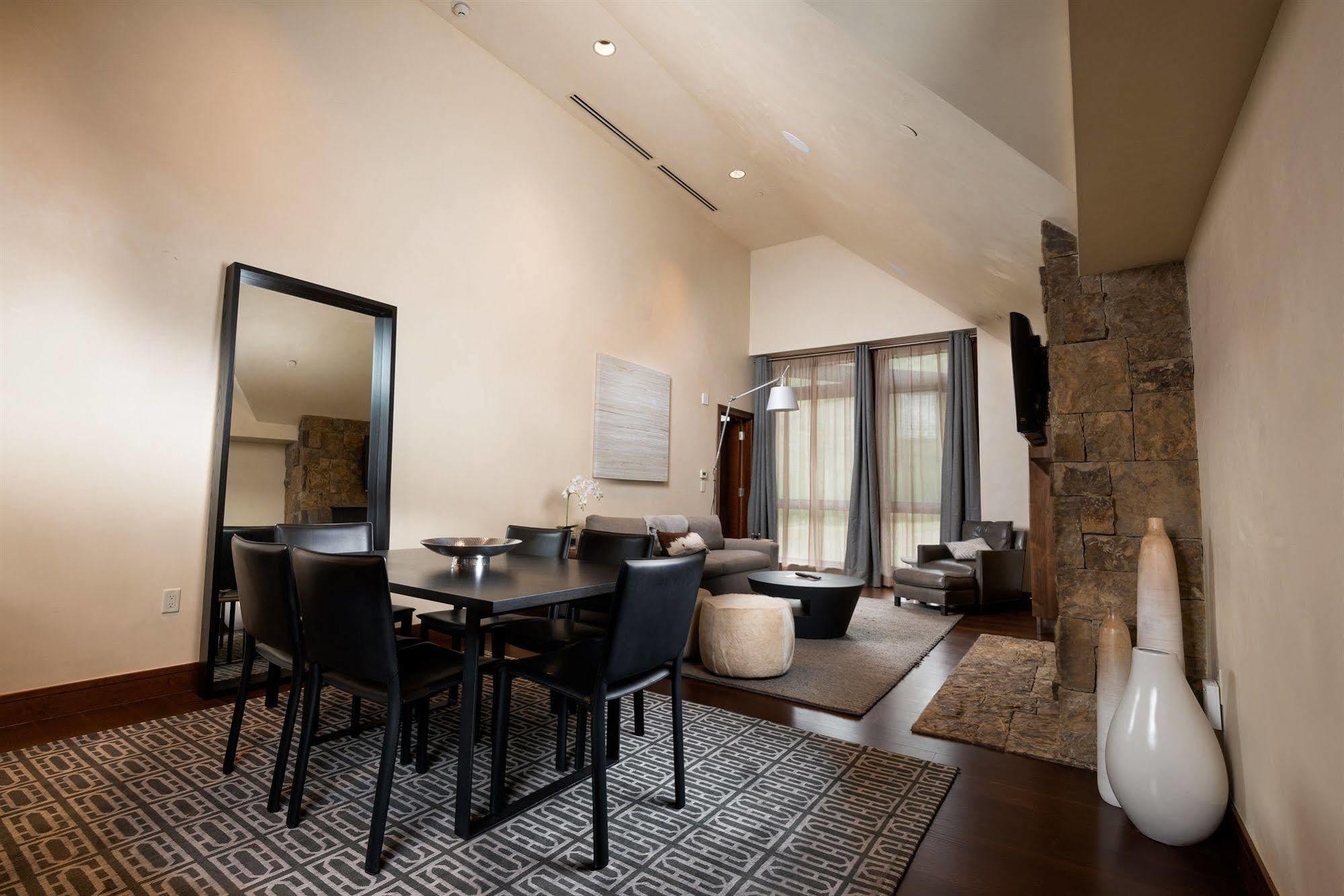 Elevation Resort Residences At Solaris Vail Bagian luar foto
