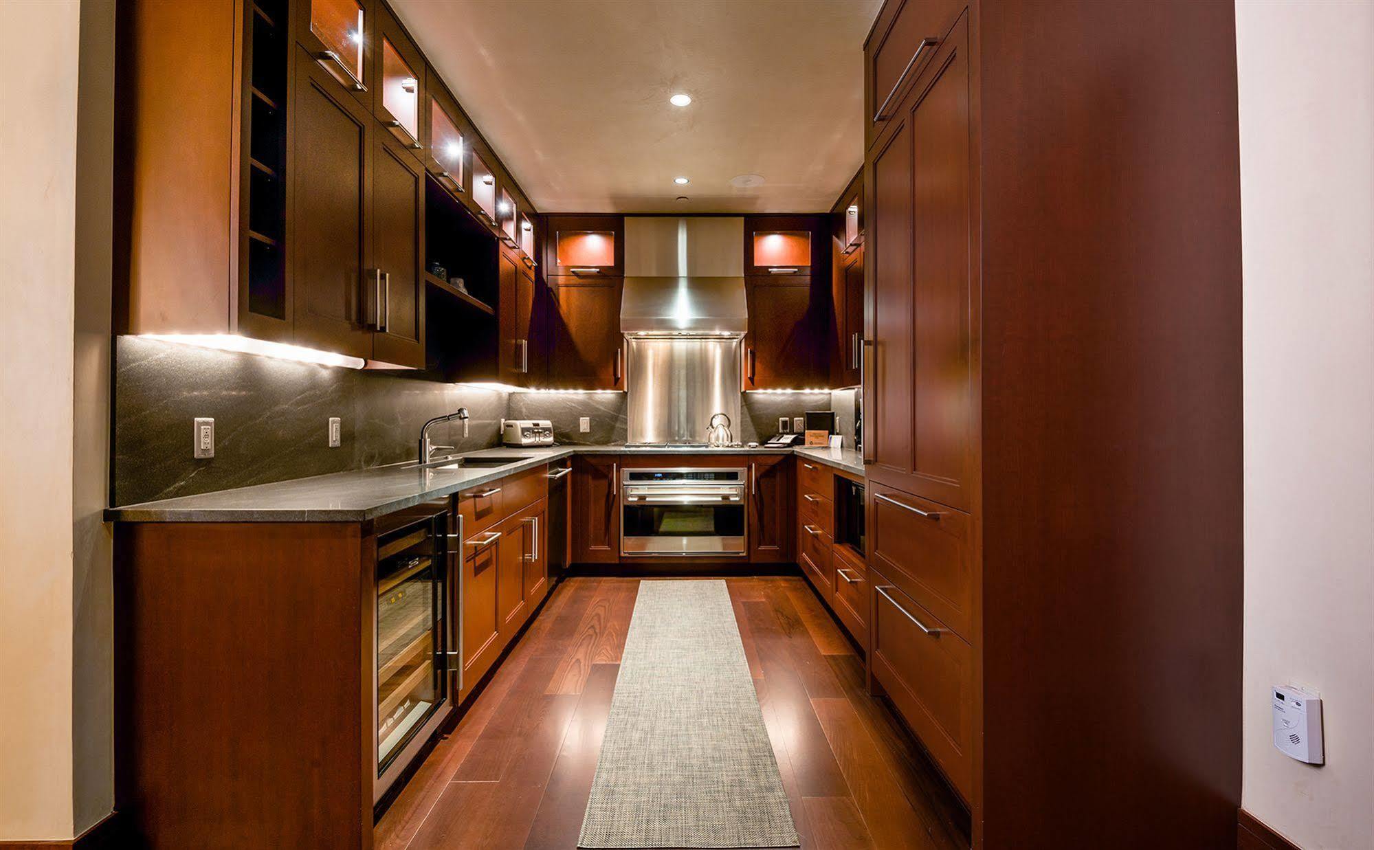 Elevation Resort Residences At Solaris Vail Bagian luar foto